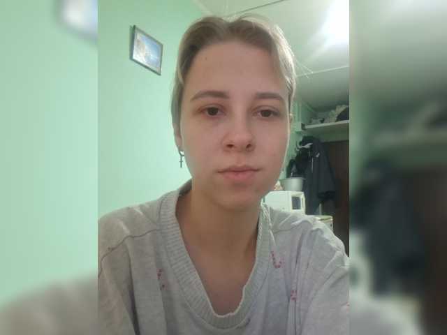 -kisulay- live cam on BongaCams