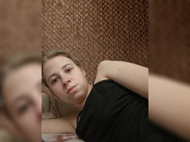 -kisulay- live cam on BongaCams
