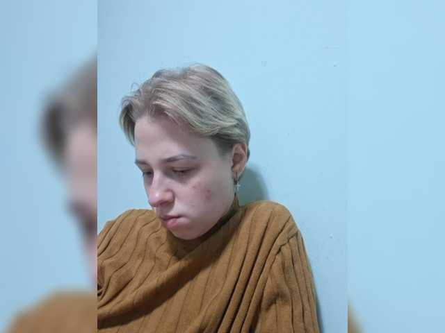 -kisulay- live cam on BongaCams