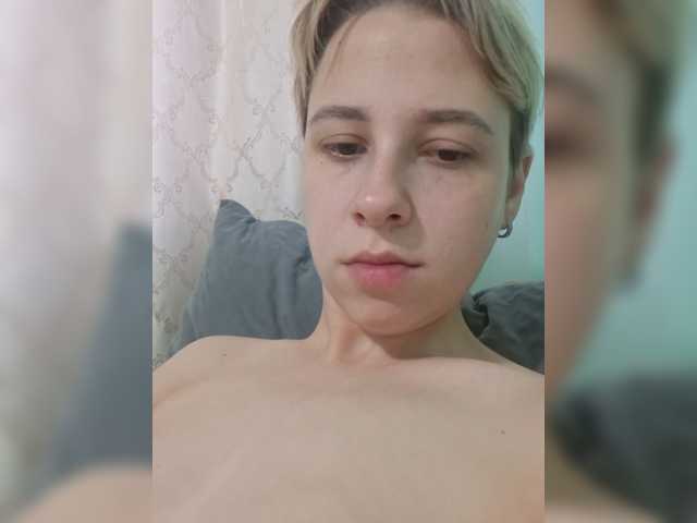 -kisulay- live cam on BongaCams