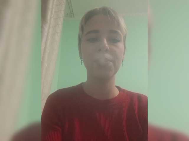-kisulay- live cam on BongaCams