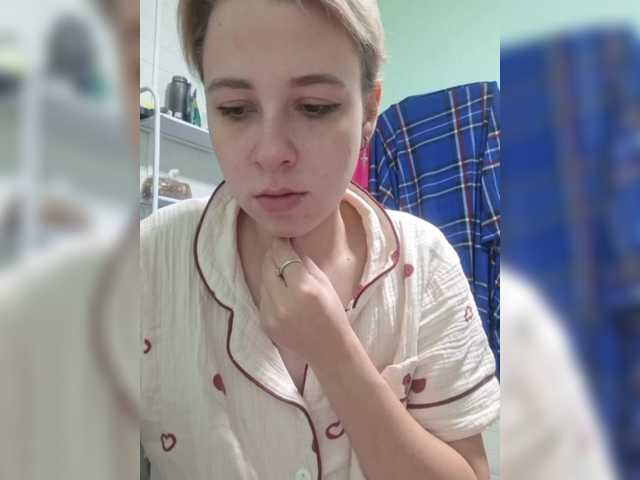 -kisulay- live cam on BongaCams