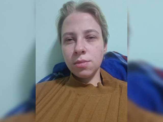-kisulay- live cam on BongaCams