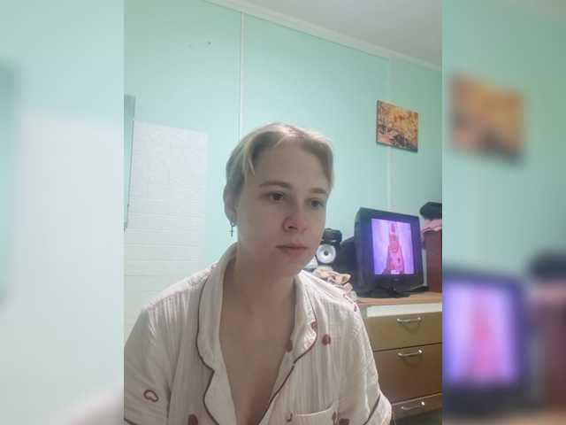 -kisulay- live cam on BongaCams