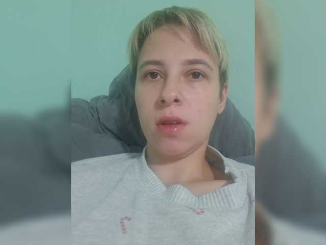 -kisulay- live cam on BongaCams