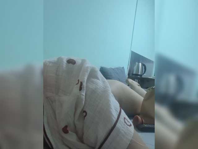 -kisulay- live cam on BongaCams