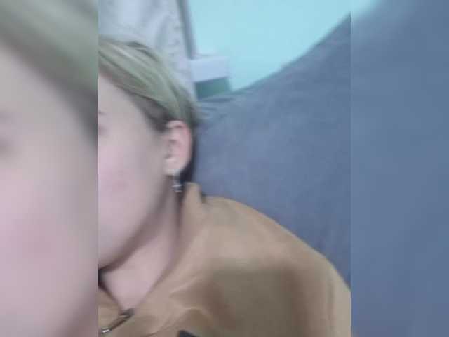 -kisulay- live cam preview