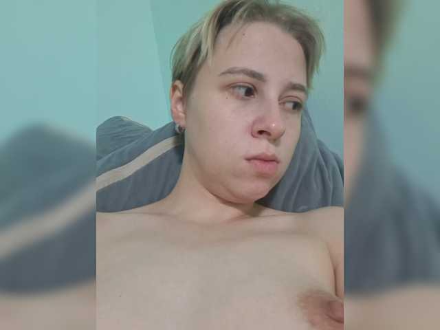 -kisulay- live cam on BongaCams