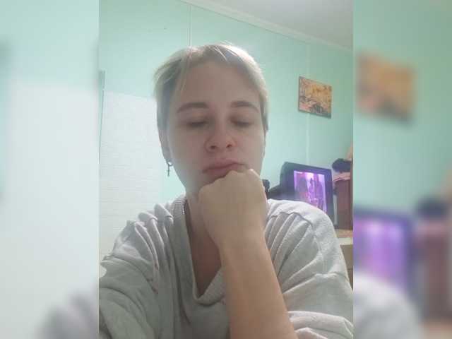 -kisulay- live cam on BongaCams