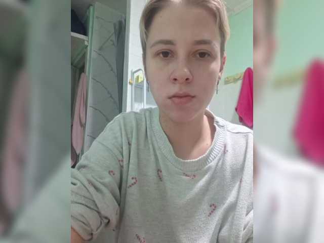 -kisulay- live cam on BongaCams