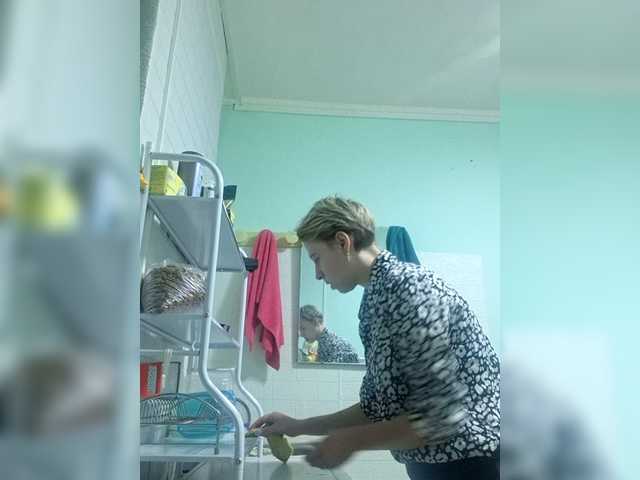 -kisulay- live cam on BongaCams