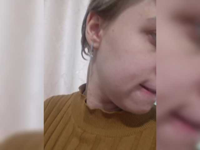 -kisulay- live cam on BongaCams
