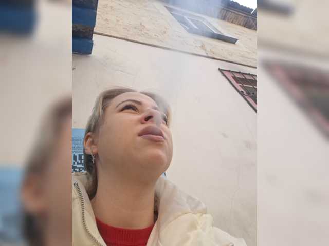 -kisulay- live cam on BongaCams