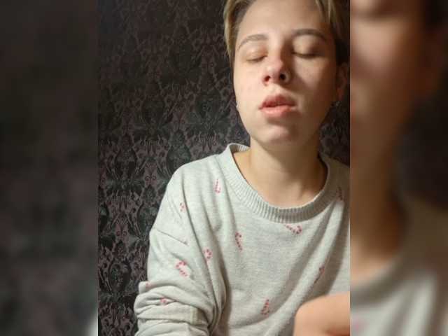 -kisulay- live cam on BongaCams