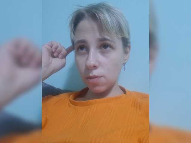-kisulay- live cam on BongaCams