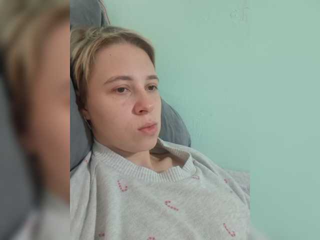 -kisulay- live cam on BongaCams