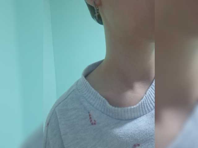 -kisulay- live cam on BongaCams