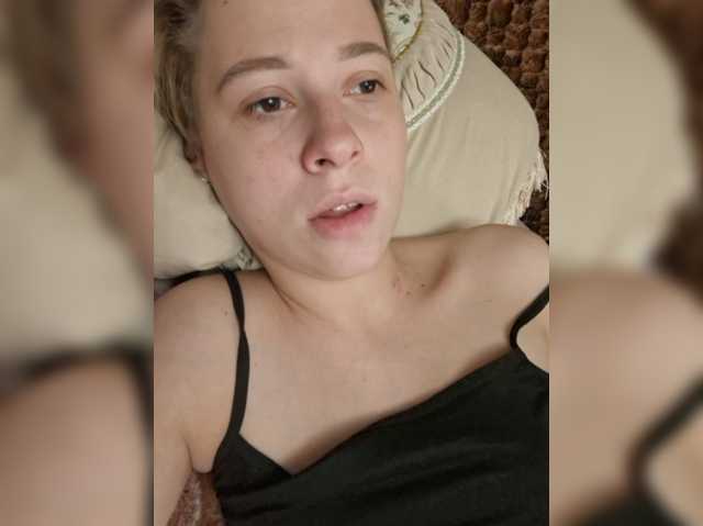 -kisulay- live cam on BongaCams
