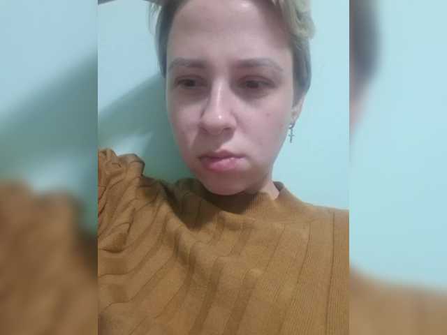 -kisulay- live cam on BongaCams