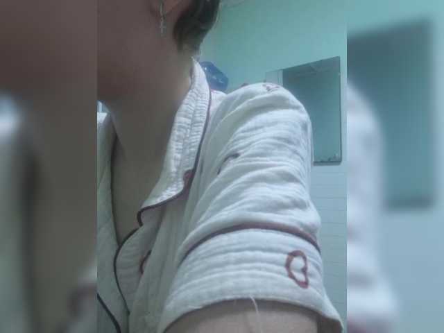 -kisulay- live cam preview
