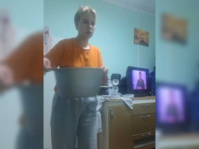 -kisulay- live cam on BongaCams
