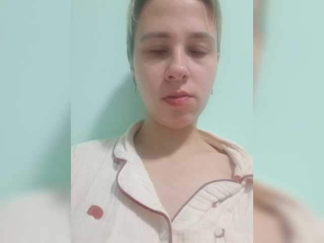-kisulay- live cam on BongaCams