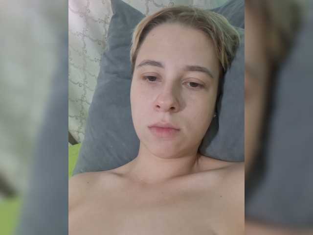 -kisulay- live cam on BongaCams