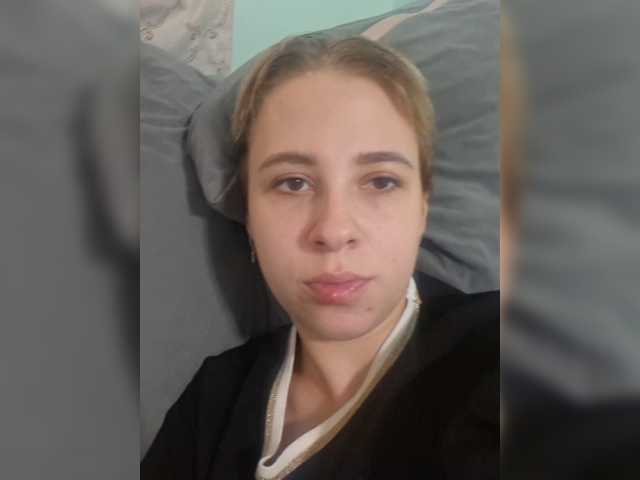 -kisulay- live cam on BongaCams