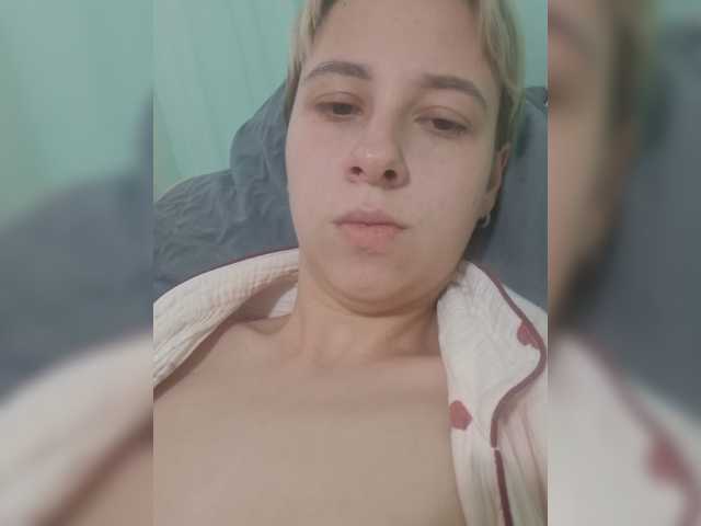 -kisulay- live cam on BongaCams
