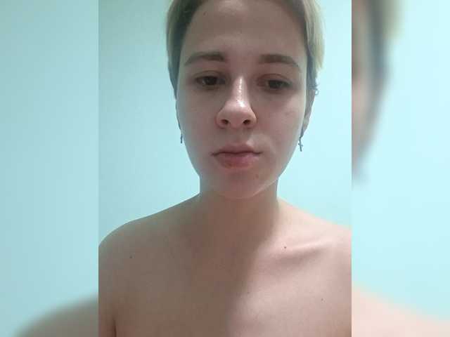 -kisulay- live cam on BongaCams