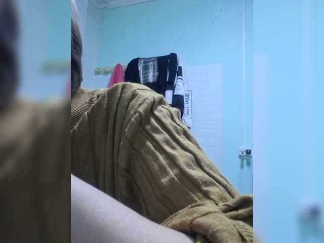-kisulay- live cam on BongaCams