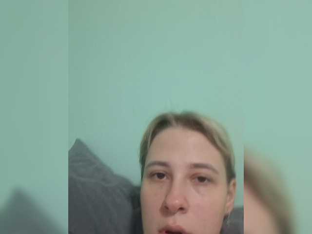 -kisulay- live cam on BongaCams