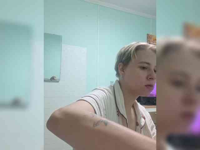 -kisulay-'s webcam live show