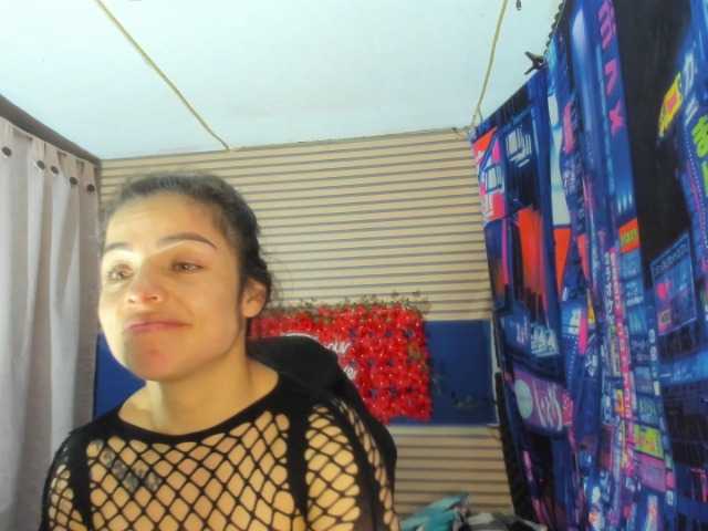 rosse2504 live cam on BongaCams
