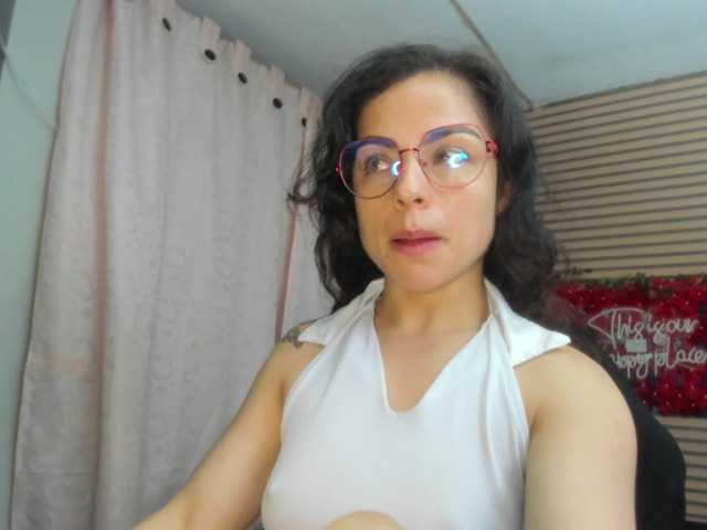 rosse2504 live cam on UnifiedCams
