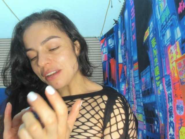 rosse2504 live cam on BongaCams