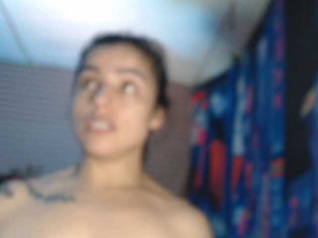 rosse2504 live cam on BongaCams