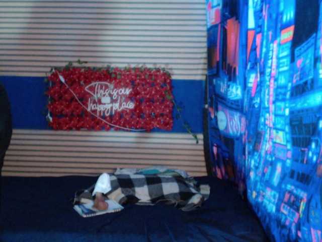 rosse2504 live cam on BongaCams