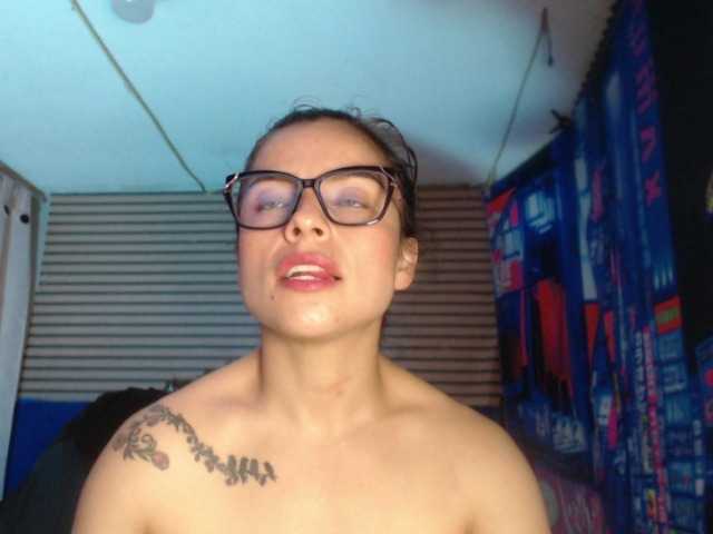 rosse2504 live cam preview