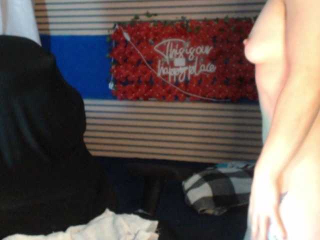 rosse2504 live cam on BongaCams