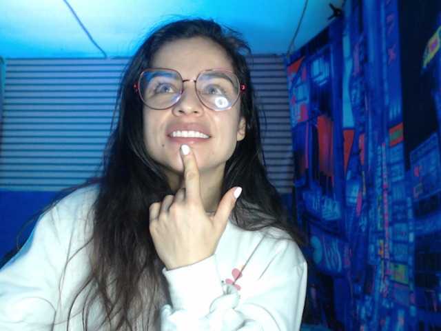 rosse2504 live cam
