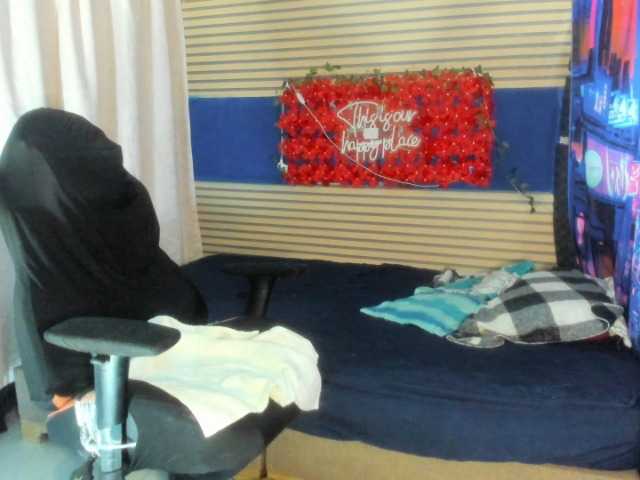 rosse2504 live cam on BongaCams