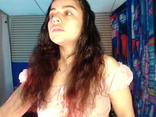 rosse2504 live cam on BongaCams
