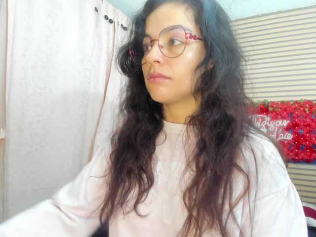 rosse2504 live cam on BongaCams