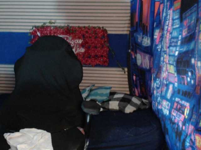 rosse2504 live cam on BongaCams