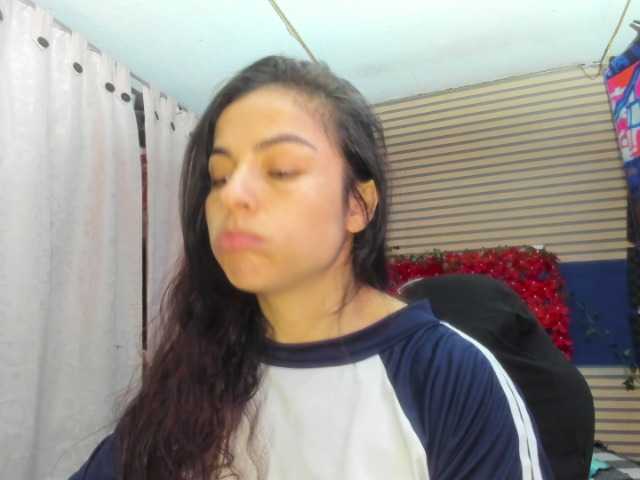 rosse2504 live cam on UnifiedCams