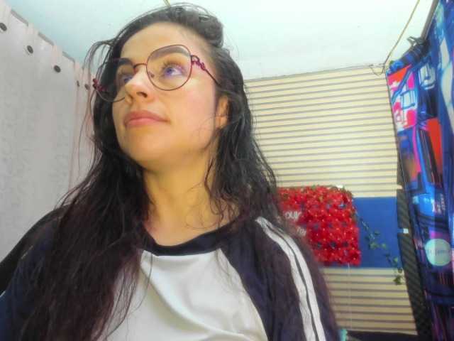 rosse2504 live cam on BongaCams