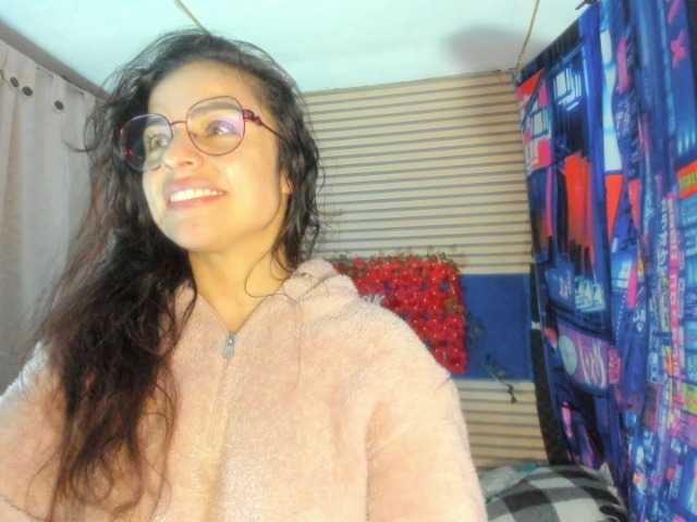 rosse2504 live webcam show