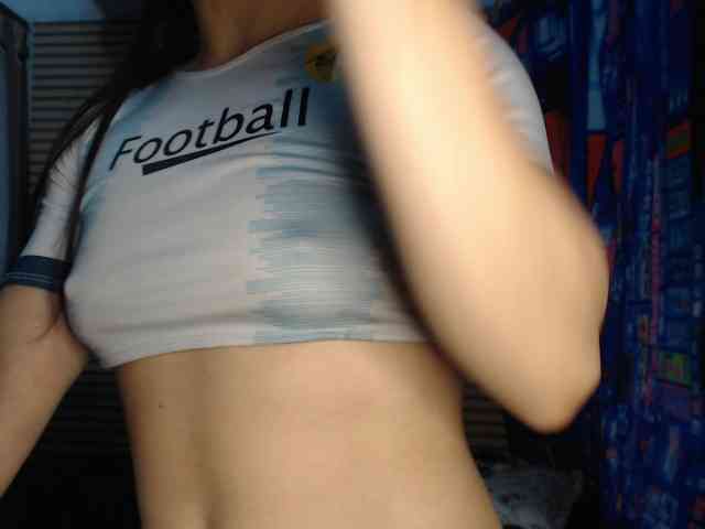 rosse2504 Live Webcam on BongaCams