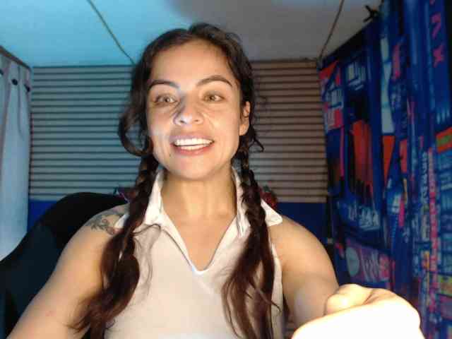 rosse2504's live room
